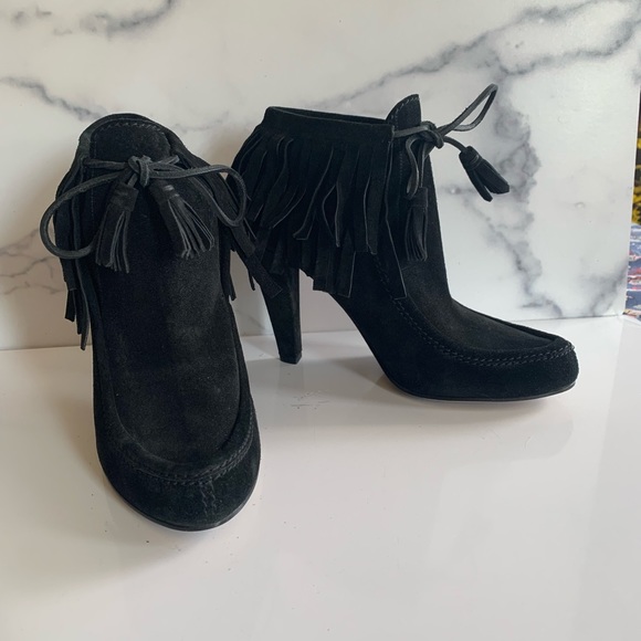 Gucci Black Fringe Ankle Boots 38.5 Yellowstone Beth Dutton Vibe - Picture 6 of 6